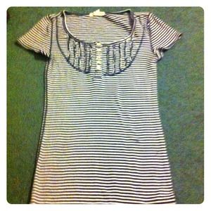 Short sleeve aero shirt.