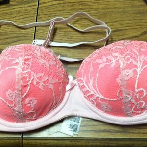 36 C lingerie light pink lace over hot pink