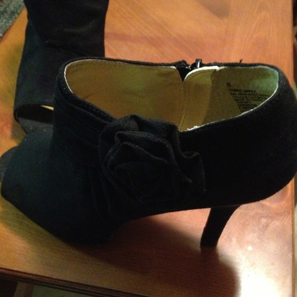 MOSSIMO  Boots - MOSSIMO PEEP TOE BOOTIE WITH