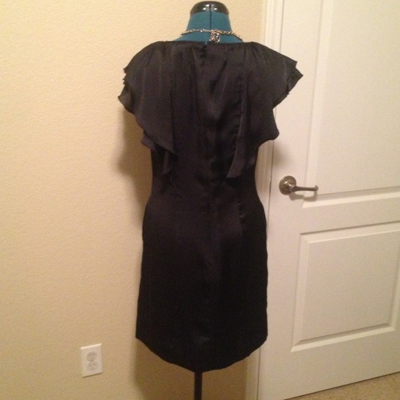 SOLD!! BCBG black silk dress, sz 8 - Picture 3 of 4