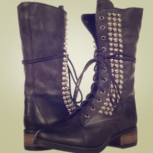 ON HOLD 🌟Combat boots with flare!