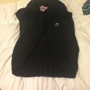 Black short sleeved cardigan