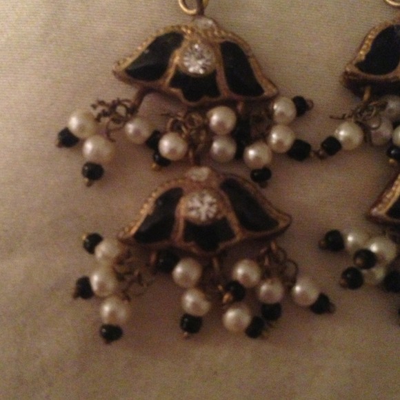 **sold as bundle** - Picture 2 of 3