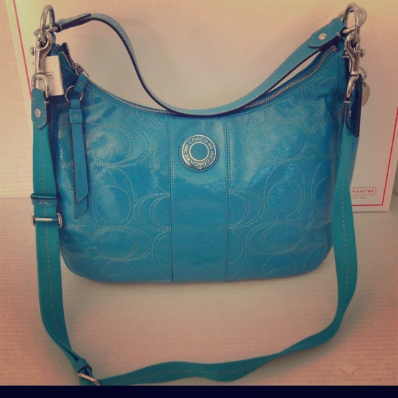 ⛔Sold⛔NWT Coach Signature Patent Convertib