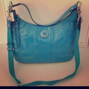 ⛔Sold⛔NWT Coach Signature Patent Convertib