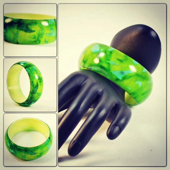 Abstract Resin bangles