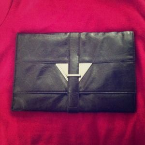 BCBGeneration Black Clutch
