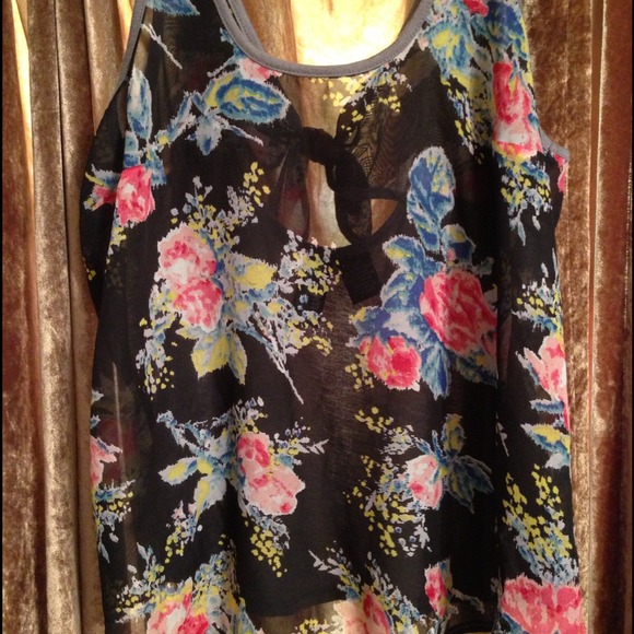 Floral tank Flowy tank top