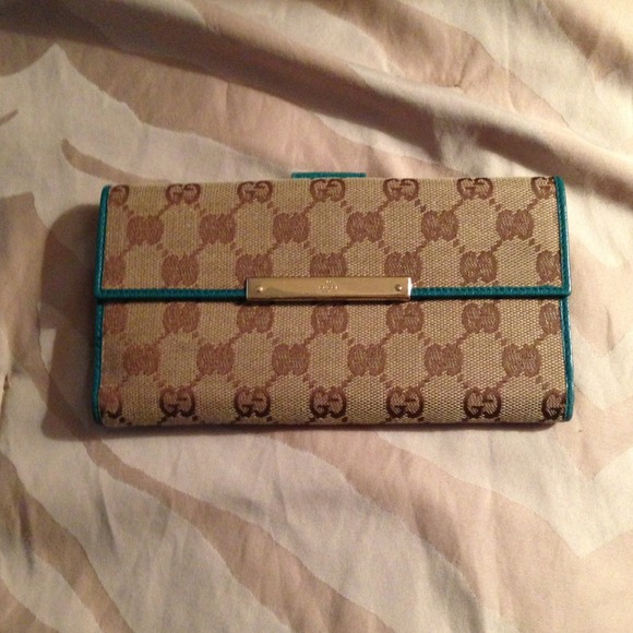 Continental Wallet with Gucci trade mark