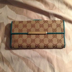 Continental Wallet with Gucci trade mark
