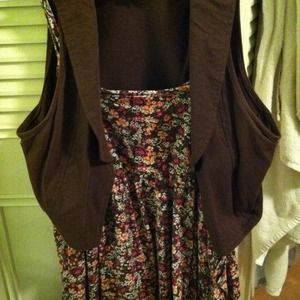 BUNDLED  floral baby doll tank&brown cropped vest