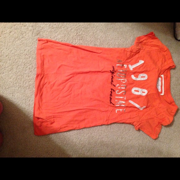 Orange t shirt from Aéropostale.