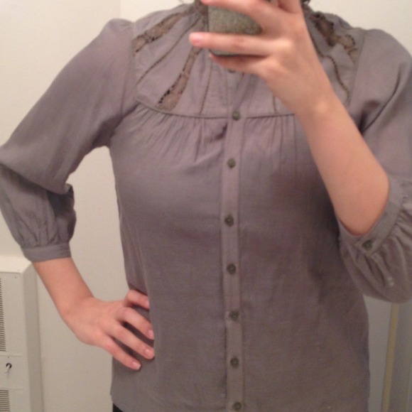 Army green shirt - Picture 1 of 1