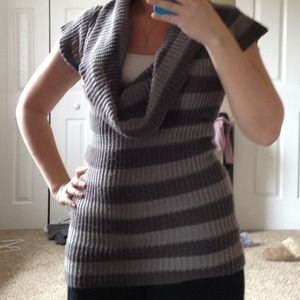 Shirt sleeved cowl neck striped sweater