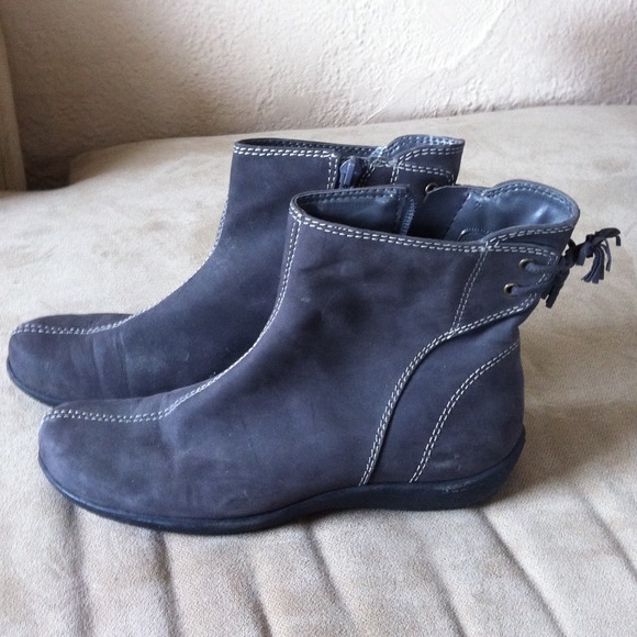 Gray Boots 🔴reduced