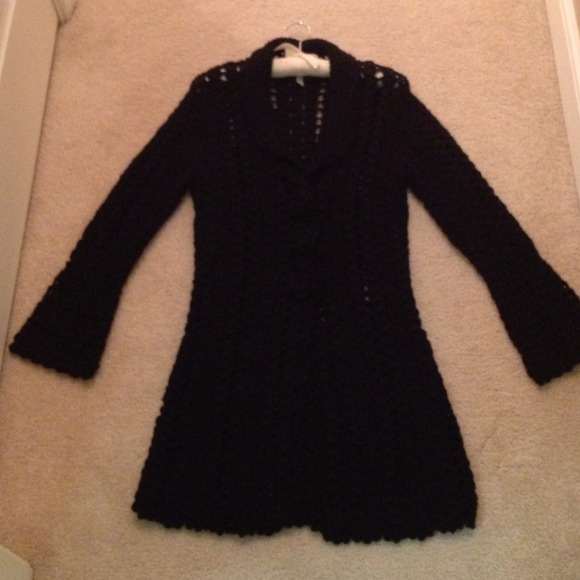 Twiggy crochet sweater size Small - Picture 4 of 5