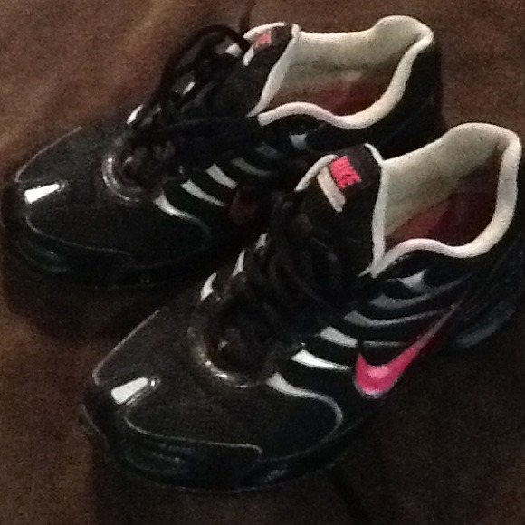 Nike Shoes - Nike (used)
