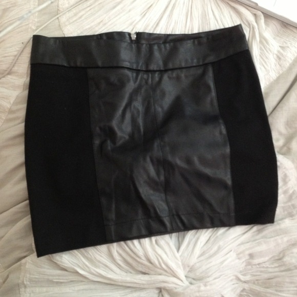 Zara mini leather skirt