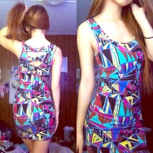 Triangles pattern bodycon dress