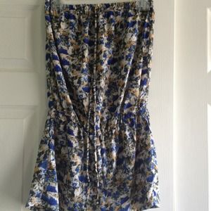Flowered romper size Large