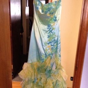 Jovani strapless dress size 4