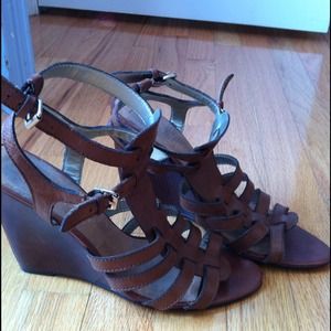 Nine west strappy sandals