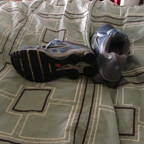 Nike shox - Picture 2 of 4