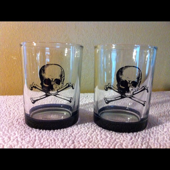 FOR @LORNA36 SKULL GLASSES AND SKULL WATCH