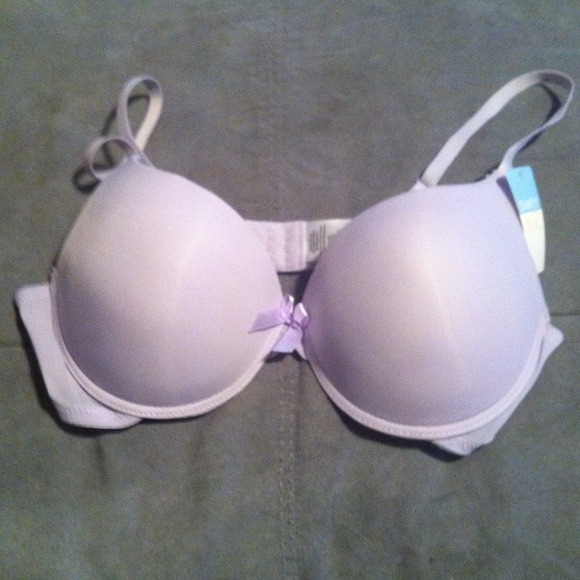 Bundle for lbeason bra, tshirt, and hoodie!