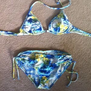 Beach print bikini