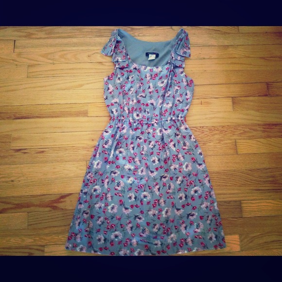 NWOT silver flower dress