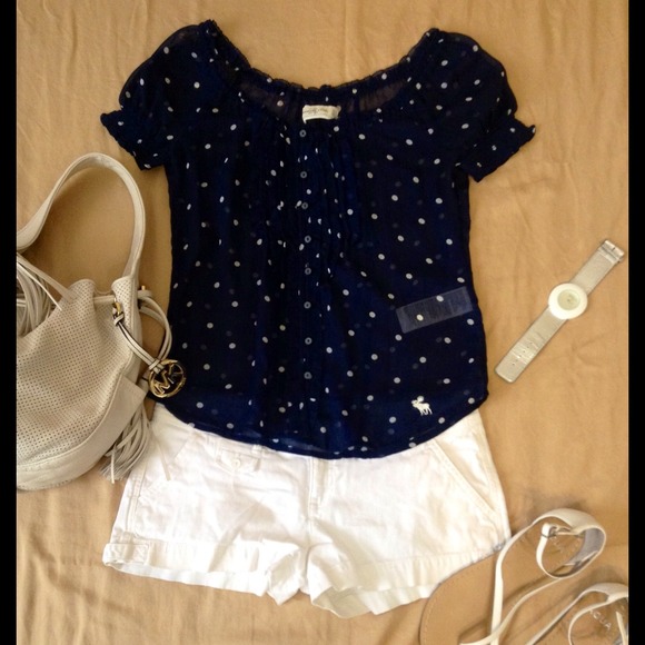 ******SOLD***** A&F Sheer Polka dots Top XS