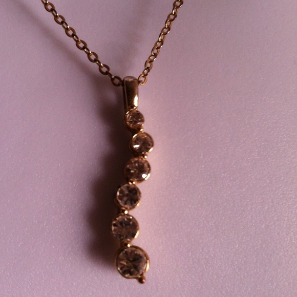 6 Rhinestone Necklace - Picture 2 of 2