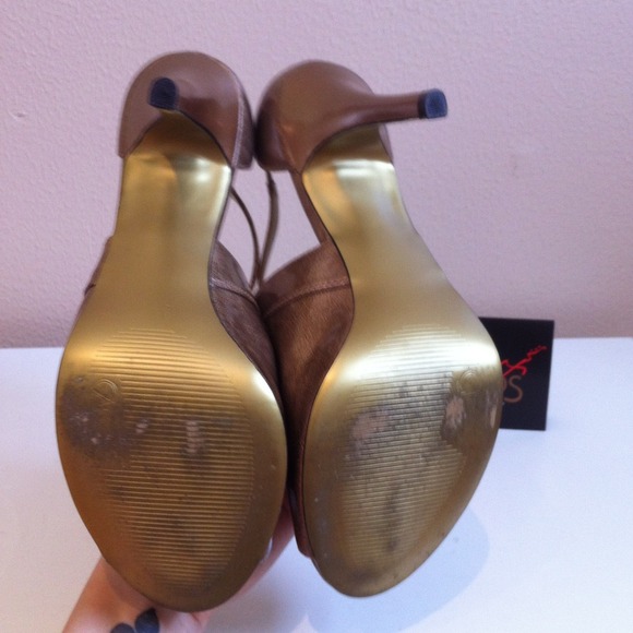 ❗REDUCED❗Carlos Santana Gold/champagne heels - Picture 4 of 4