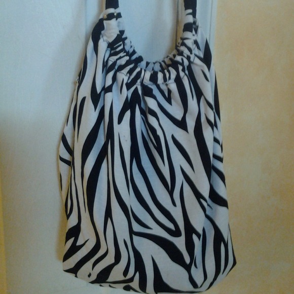 Zebra print hand bag