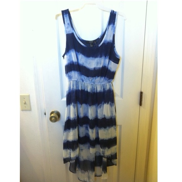 ❗Sold in bundle❗High low dress - Picture 1 of 4