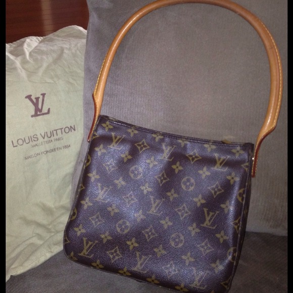 Pre -Owned Authentic Louis Vuitton bag!! - Picture 1 of 4