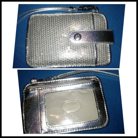 ✨Traded✨ NY&CO Accessories - Picture 2 of 4