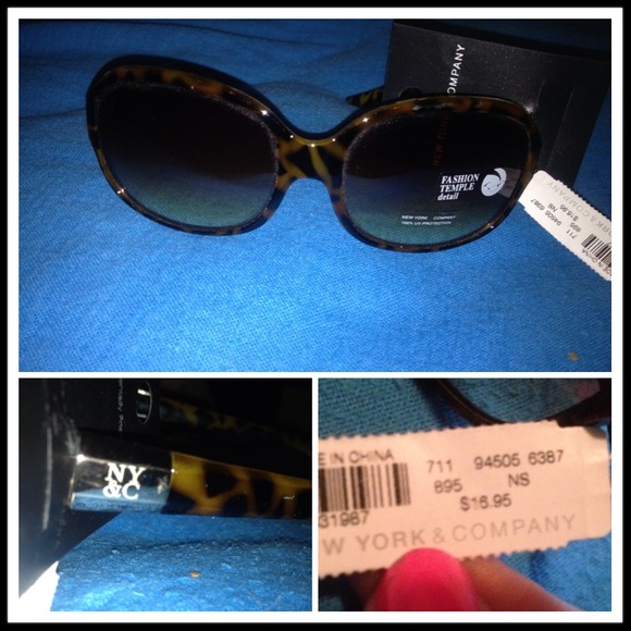 ✨Traded✨ NY&CO Accessories - Picture 3 of 4