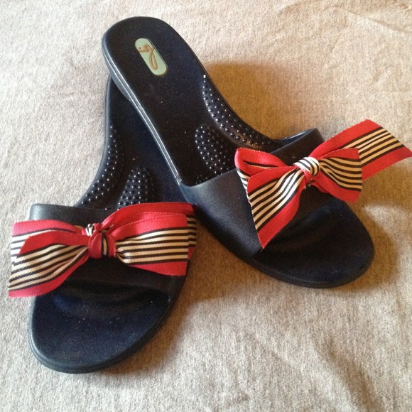 Rubber sandals