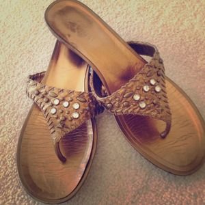 Nine West Gold sandals