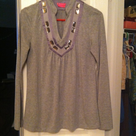 BCBGirls long sleeve top
