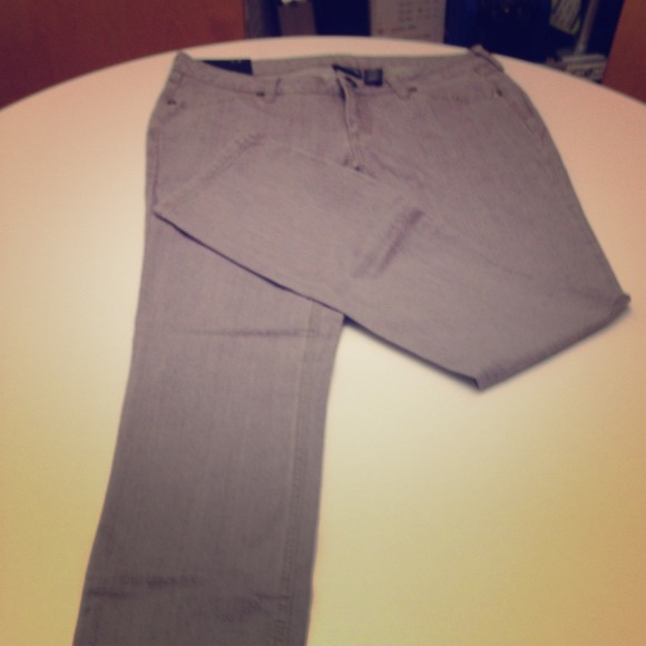 Grey skinny jeans