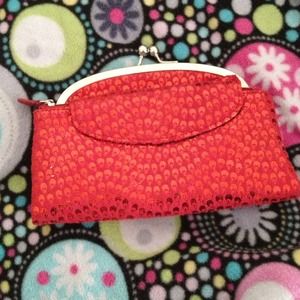Red tear drop design clutch