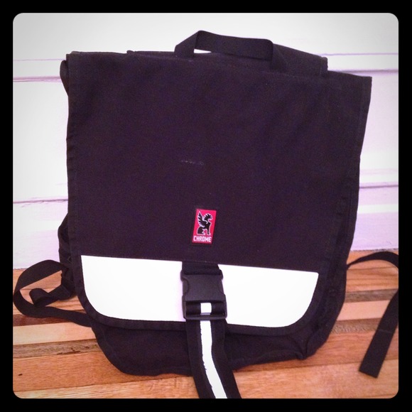 Chrome big mouth backpack