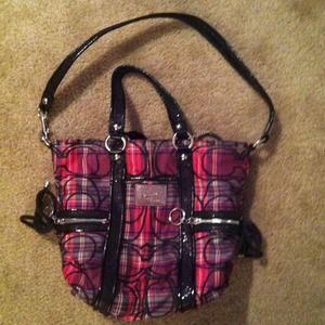 Reduced!!!👍🌟😃Coach purse 140 down to 70!!!