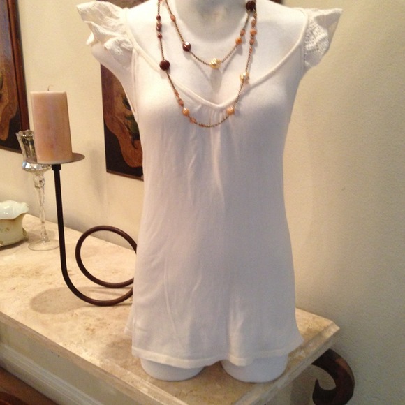 Old Navy off white top