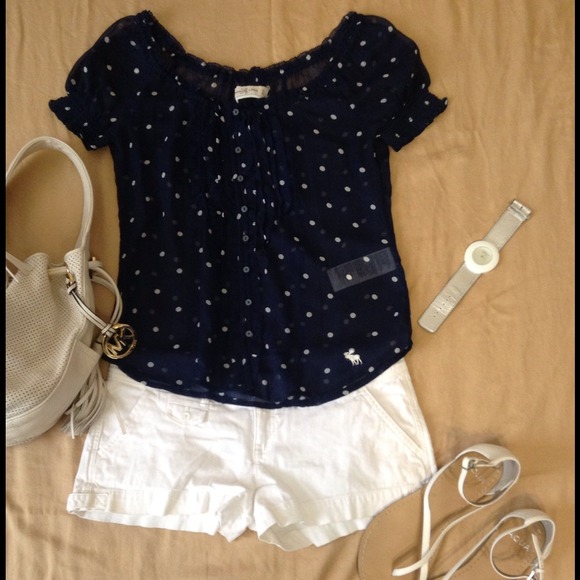 ****SOLD*******Abercrombie White Shorts