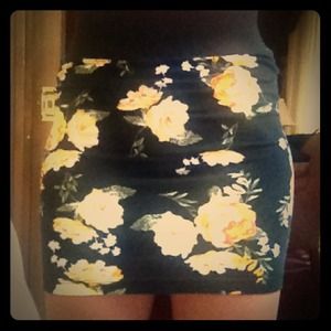 Floral high waisted pencil skirt