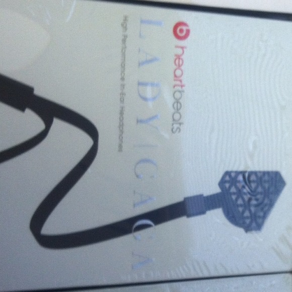 New Lady Gaga Dre Beats